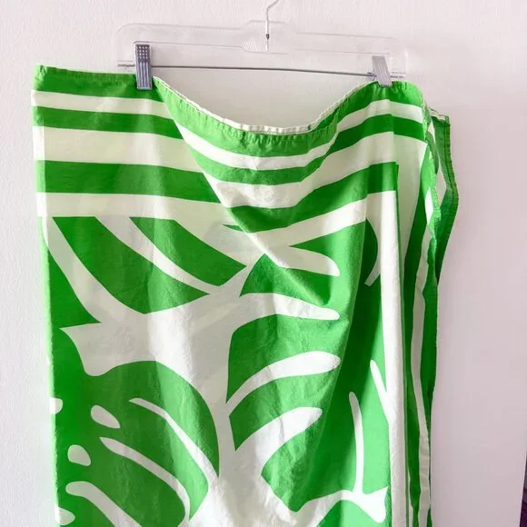 Michael Kors Hawaii Tropical Palm Print Green Multi-Way Beach Sarong Wrap Pareo - Picture 5 of 5